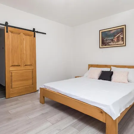 Pet Friendly In With Sauna Holiday home *