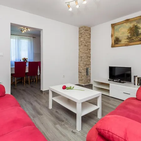 Pet Friendly In With Sauna * Severin na Kupi