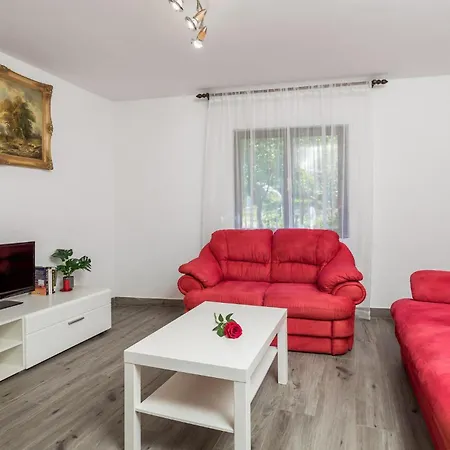 Pet Friendly In With Sauna Holiday home *