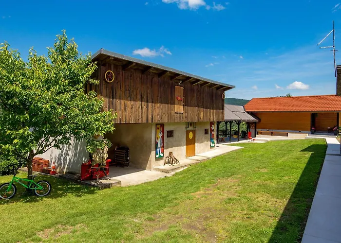 Dom wakacyjny Pet Friendly In Severin na Kupi